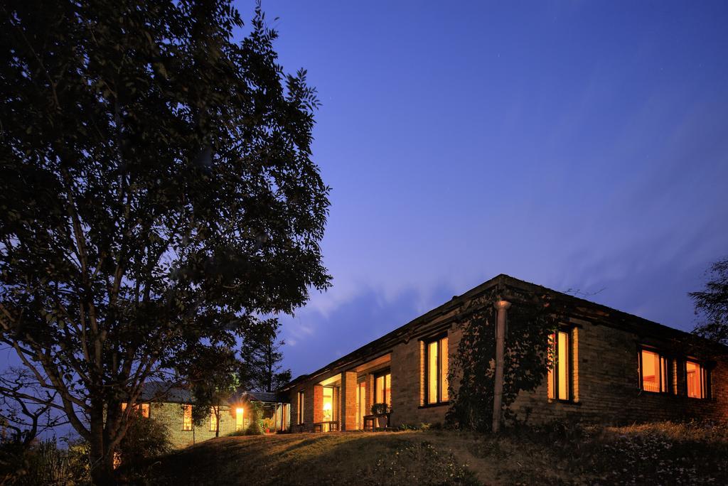 Tiger Mountain Pokhara Lodge Zewnętrze zdjęcie
